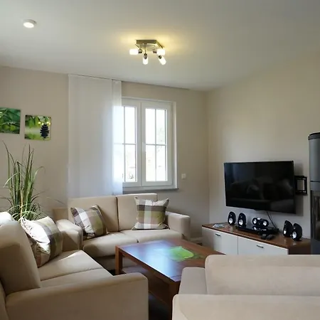 Ferienhaus Reethaus Leda *